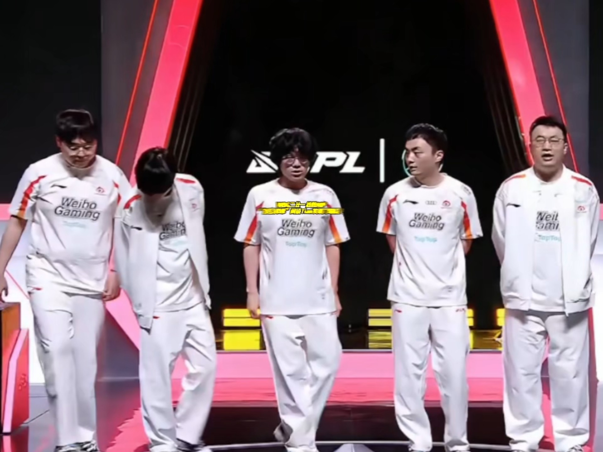DK绝杀WBG，Gumayusi打出惊人五杀八强赛2:1（深圳）