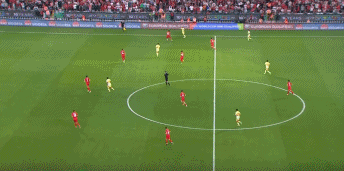 关于西班牙绝地反击波兰，佩德里完成帽子戏法的信息