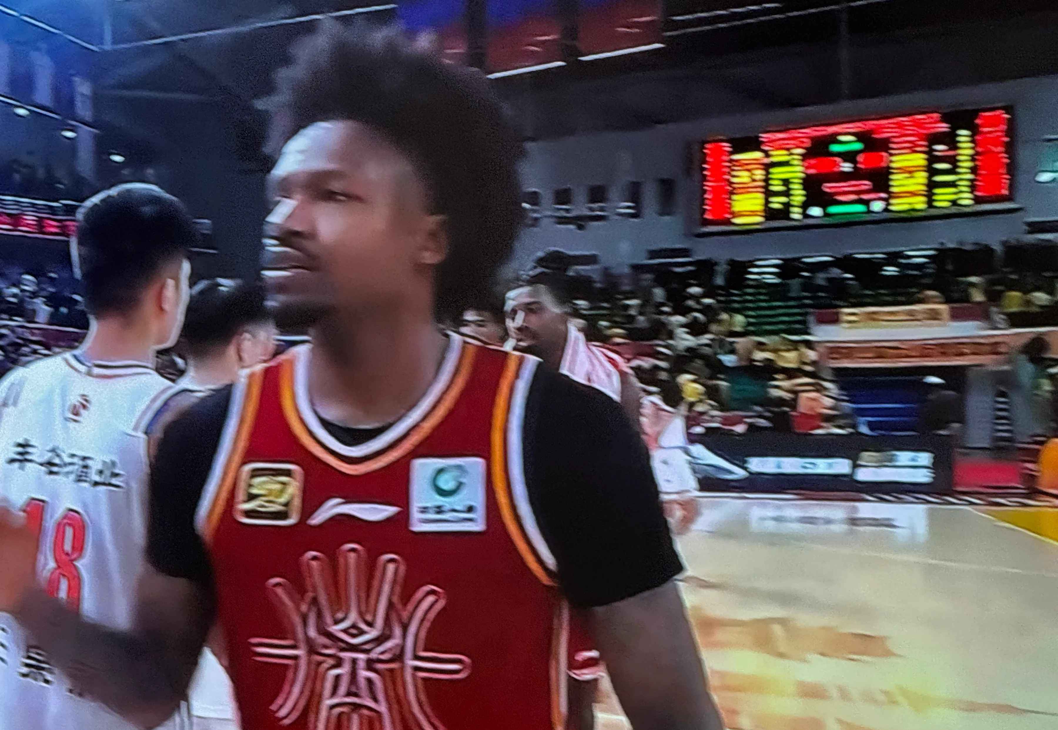 山西队逆转篮网,乔治惊艳四座 山西队逆转篮网,乔治惊艳四座