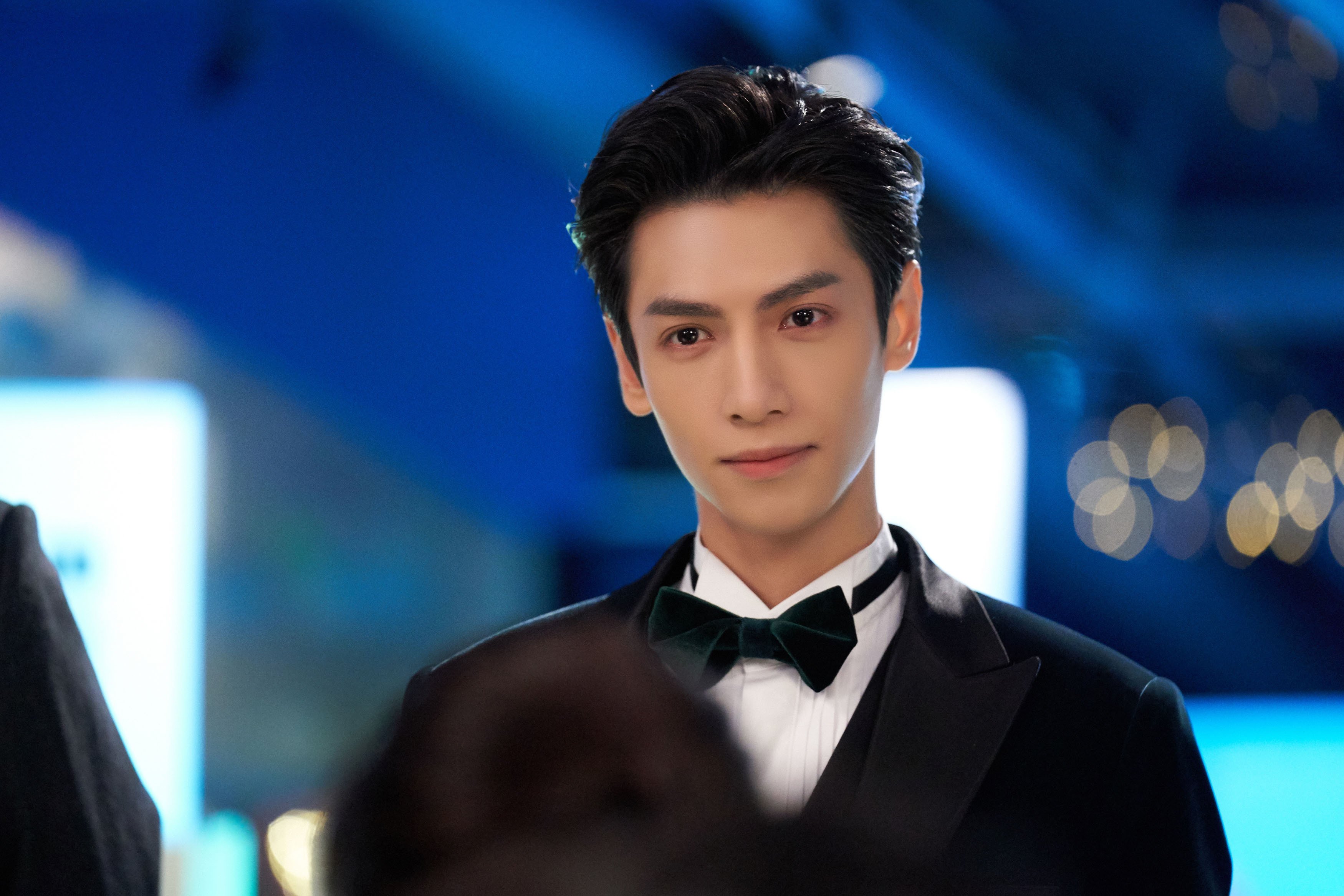 当字母哥的咆哮撕裂绿色长城，一场颠覆宿命的双城记