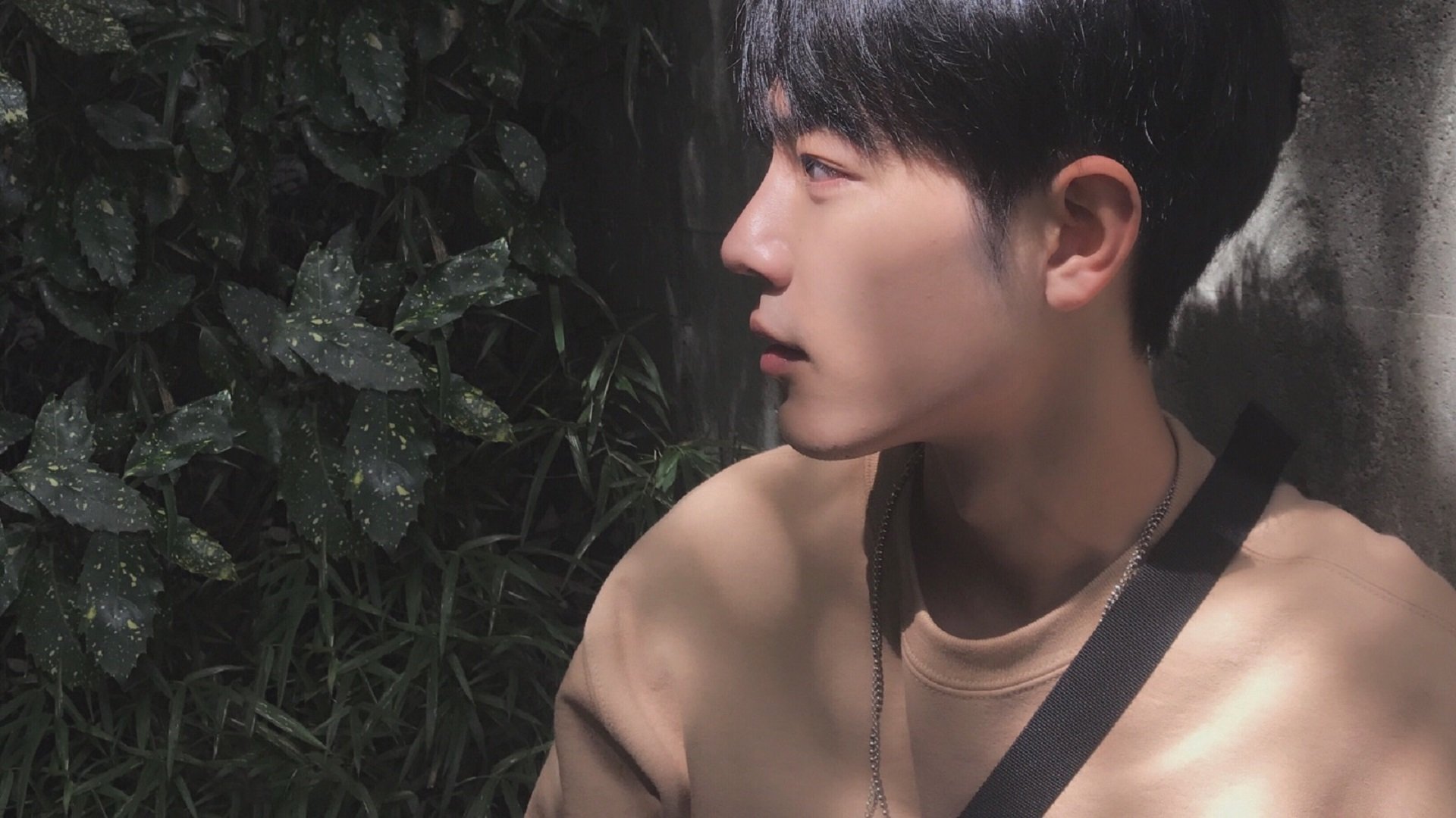 北京五棵松镜像战，伦纳德撕裂两个宇宙，赛后评分为何拉满？