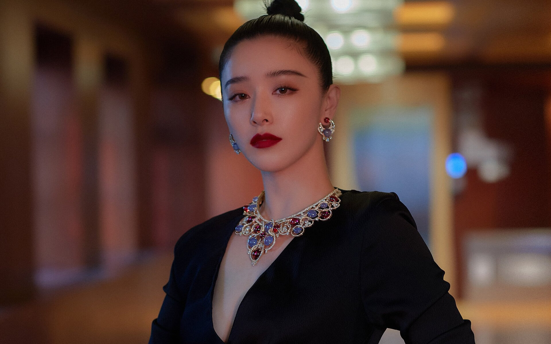 F1争冠夜的赛道隐喻，哈利伯顿如何化身篮球场上的总冠军车手