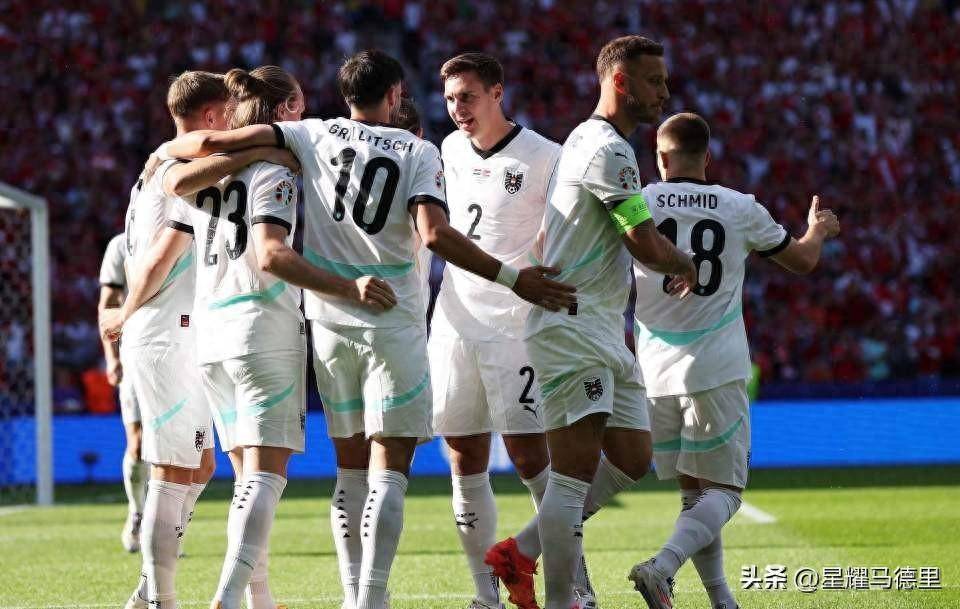 巴黎淘汰曼联，阿拉巴打出生涯之夜